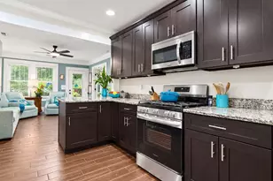 23 Underwood Ave, Greenville, SC 29607 - Photo 5