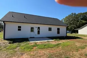 295 Harry Dr, Anderson, SC 29624 - Photo 3