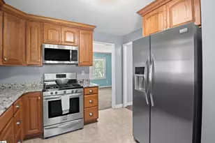 107 Vaughn St, Greer, SC 29651 - Photo 13