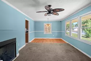107 Vaughn St, Greer, SC 29651 - Photo 9