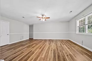 541 Hunts Bridge Rd, Easley, SC 29640 - Photo 5