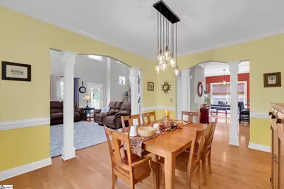 204 Ridenour Avenue, Greenville, SC 29617 - Photo 11