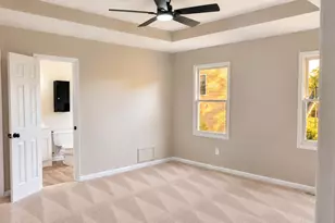 406 Mapleton Dr, Greenville, SC 29607 - Photo 9