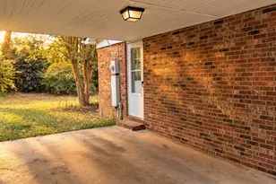 406 Mapleton Dr, Greenville, SC 29607 - Photo 19