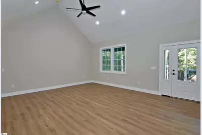 223 Long Bay Drive, West Union, SC 29696 - Photo 5