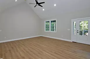 223 Long Bay Dr, West Union, SC 29696 - Photo 5