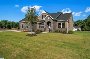 204 Chandler Ct, Easley, SC 29642 - Photo 3