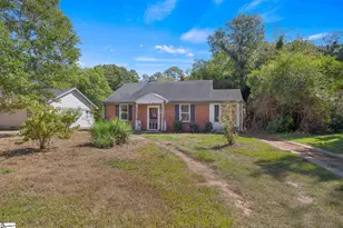 18 Ridgeway Dr, Greenville, SC 29605 - Photo 3