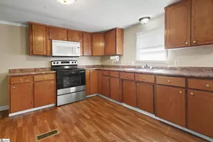 236 Angells Dr, Woodruff, SC 29388 - Photo 11