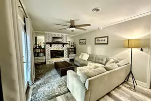 502 Camelot Dr, Spartanburg, SC 29301 - Photo 11