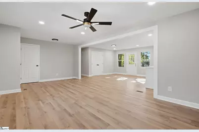 329 Amherst Drive, Spartanburg, SC 29306 - Photo 17