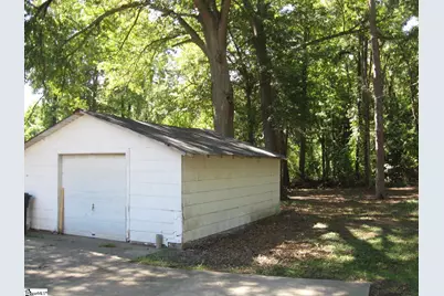 102 Oakland Avenue, Simpsonville, SC 29681 - Photo 17