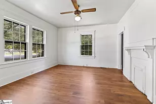 92 4th St, Greenwood, SC 29646 - Photo 5