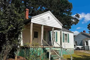 10 Center St, Taylors, SC 29687 - Photo 1