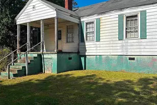10 Center St, Taylors, SC 29687 - Photo 3