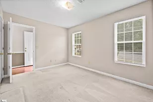 553 Memorail Dr Ext, Greer, SC 29651 - Photo 9