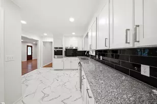 14 Heathwood Cir, Taylors, SC 29687 - Photo 5