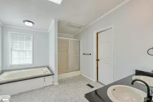 637 Ranch Rd, Laurens, SC 29360 - Photo 23