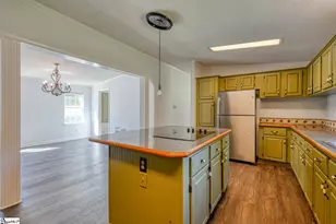 637 Ranch Rd, Laurens, SC 29360 - Photo 15
