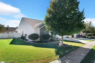201 St Lucie Dr, Simpsonville, SC 29681 - Photo 3