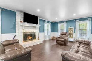 404 Foxhound Rd, Simpsonville, SC 29680 - Photo 11