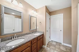 502 E Heatherstone Ln, Roebuck, SC 29376 - Photo 17