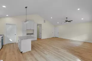 101 Alco St, Greenville, SC 29609 - Photo 9