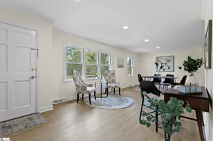 128 Colvin Rd, Greenville, SC 29615 - Photo 3