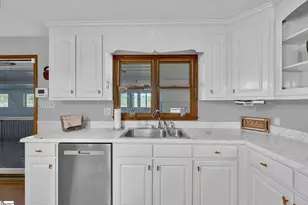 4203 Callison Hwy, Greenwood, SC 29646 - Photo 9