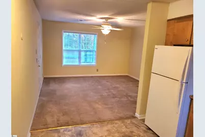 713 E Curtis Street #14, Simpsonville, SC 29681 - Photo 5