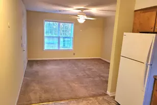 713 E Curtis St, Simpsonville, SC 29681 - Photo 5