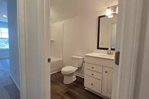 28 Halsey St, Central, SC 29630 - Photo 13