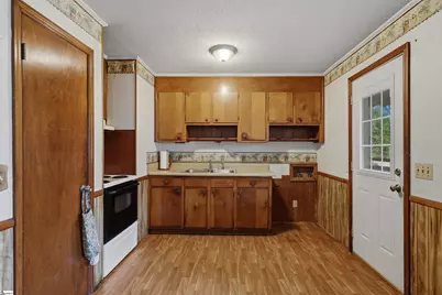 37 Theodore Circle, Greenville, SC 29611 - Photo 7