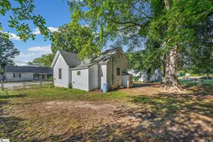 12 Stevens St, Laurens, SC 29360 - Photo 5