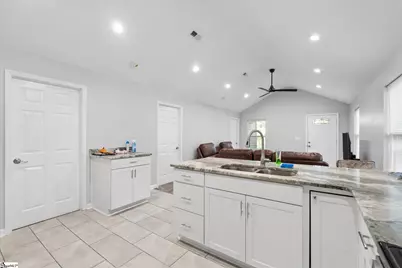 25 Jehue Street, Williamston, SC 29697 - Photo 11