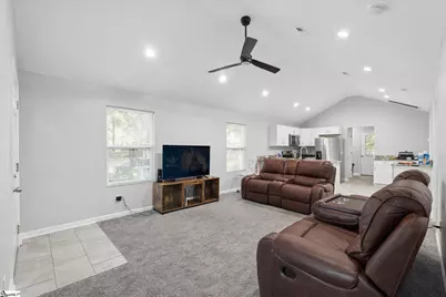 25 Jehue Street, Williamston, SC 29697 - Photo 7