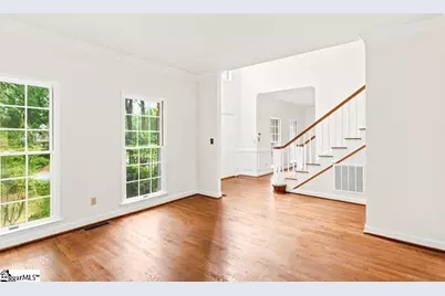 220 Hillsboro Trace, Spartanburg, SC 29301 - Photo 5
