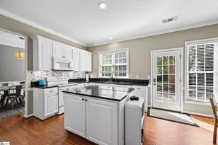16 Breckenridge Ct, Greenville, SC 29615 - Photo 9