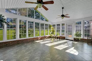100 Overton Ave, Greenville, SC 29617 - Photo 17