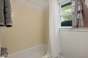 31 Nottingham Rd, Greenville, SC 29607 - Photo 19