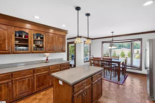 225 E Shallowstone Rd, Greer, SC 29650 - Photo 11