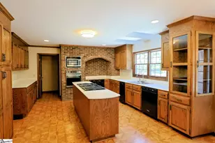303 Raven Rd, Greenville, SC 29615 - Photo 13