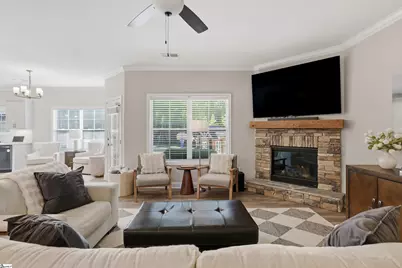 105 Oaktree Way, Taylors, SC 29687 - Photo 5