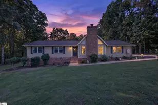 378 Deerfield Dr, Laurens, SC 29360 - Photo 1