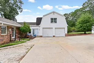 221 Lowndes Ave, Greenville, SC 29607 - Photo 27