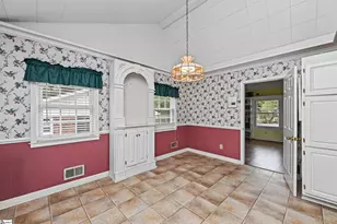 221 Lowndes Ave, Greenville, SC 29607 - Photo 11