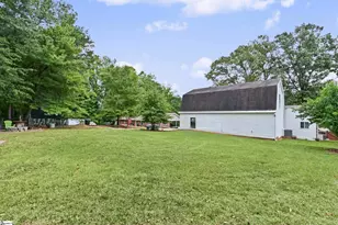221 Lowndes Ave, Greenville, SC 29607 - Photo 29