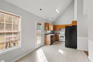 111 Flint Ln, Greer, SC 29651 - Photo 7