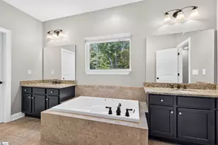 247 Coachman Dr, Simpsonville, SC 29681 - Photo 23