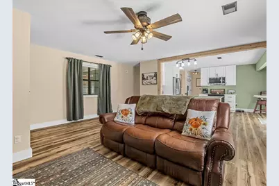 807 Glenn Springs Road, Pacolet, SC 29372 - Photo 9